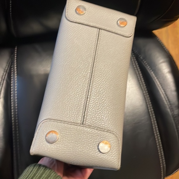 HOST PICK 💕 Michael Kors bag with dust bag - Picture 8 of 10